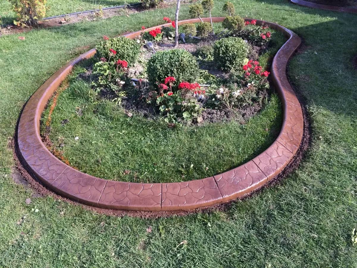 Decorative Pattern Curbing
